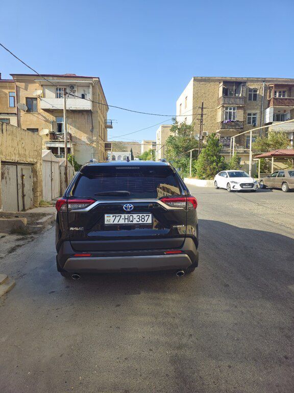 Toyota RAV4, 2.5 L, 1.6 kWh, 2021 il, 128 000 km — Avtomobillər, Bakı (2)