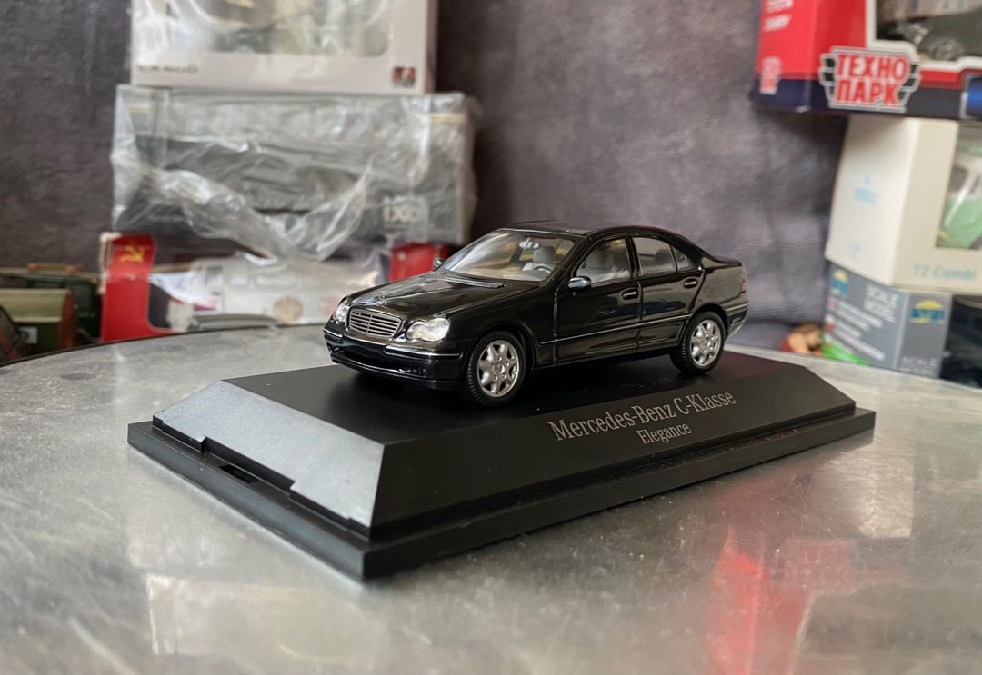 Коллекционная модель Mercedes-Benz C- class W203 Elegance black 2000 — Kolleksiyalar, Bakı