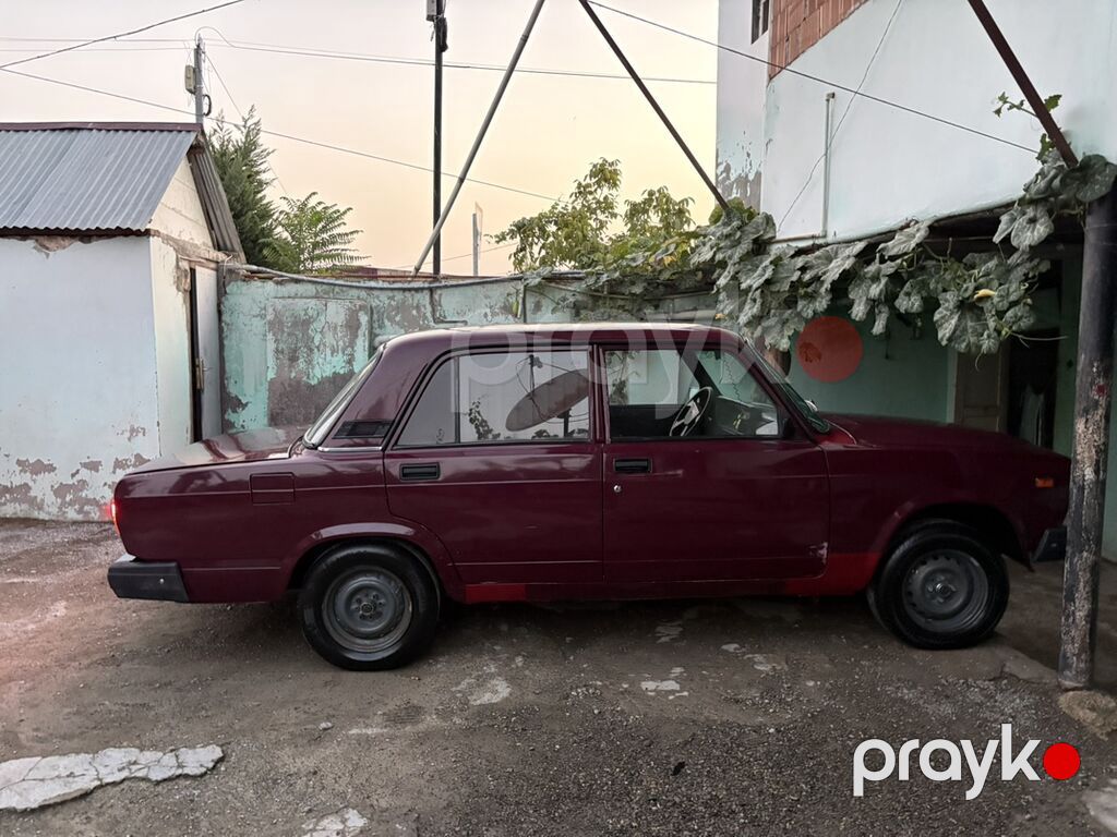 VAZ 2107 sedan - Kuzov: 4 qapılı sedan, tünd qırmızı/bordo rəng 19-BK-028 — Avto, Horadiz (4)