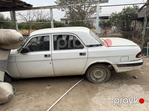 QAZ 3110 Volga: 2.4 l Sedan — Samux