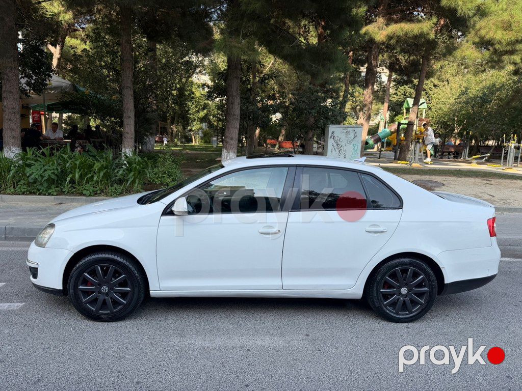 Volkswagen Jetta, 1.6 L, 2010 il, 243 000 km — Avtomobillər, Bakı (10)