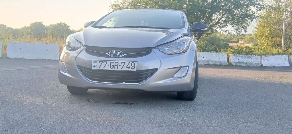 Hyundai Elantra: 1.8 l 2012 il Sedan — Avto, İsmayıllı (2)
