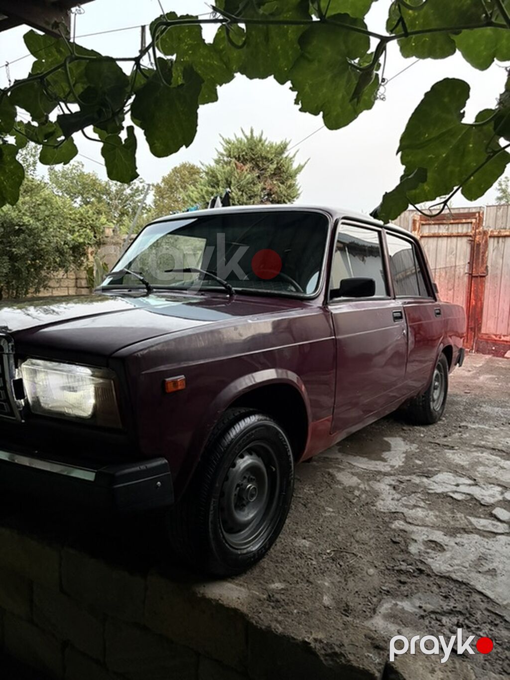VAZ 2107 sedan - Kuzov: 4 qapılı sedan, tünd qırmızı/bordo rəng — Avto, Horadiz (2)