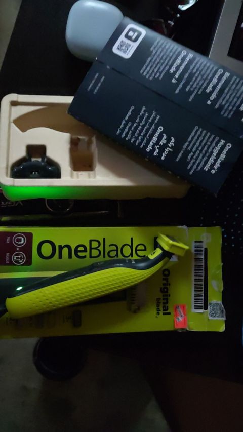 Philips OneBlade ülgüc idial veziyetedi 8 nasadka .teze. - Üçü — Bakı