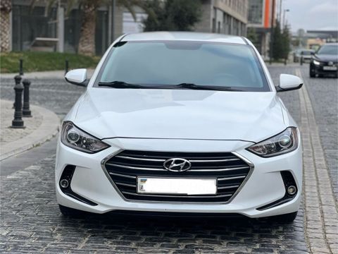 Hyundai Elantra, 2.0 L, 2017 il, 215 652 km — Bakı