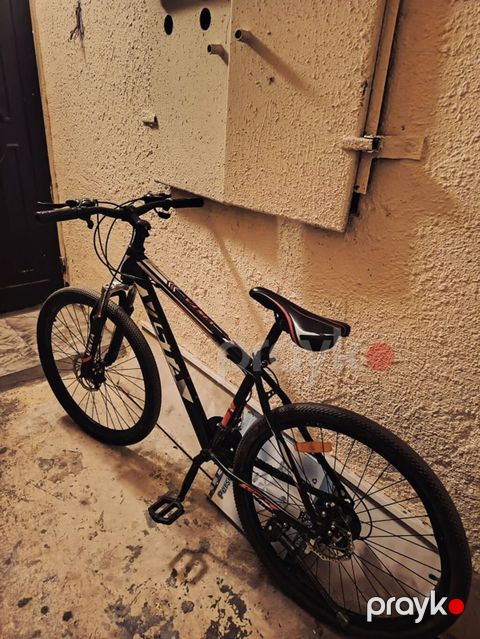 Velo: Vısta brendli dağ velosipedi Xüsusiyyətlər: - Çərçivə: yüngül
