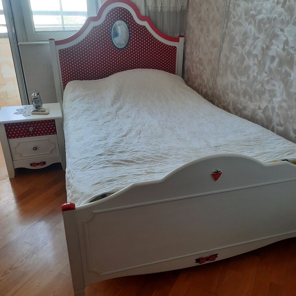 Uşaq/yeni yetmə otağı üçün mebel dəsti Dəst ağ rəngdə, qırmızı — Mebel, Bakı (6)