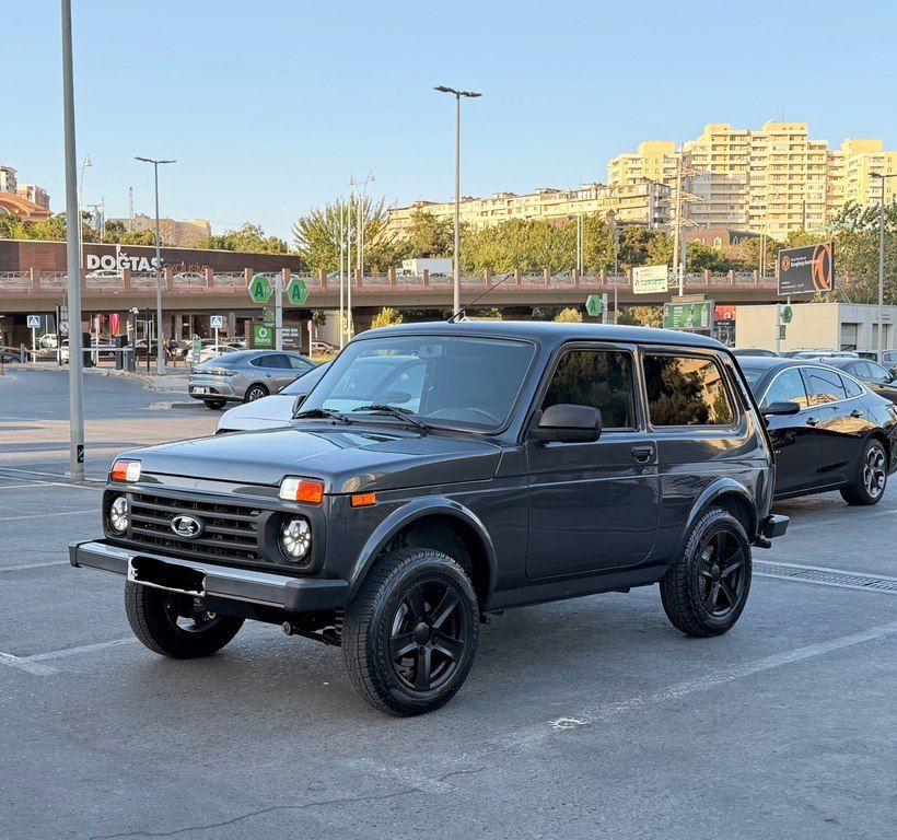 Lada (VAZ) Niva, 1.7 L, 2022 il, 142 000 km — Avtomobillər, Bakı (2)