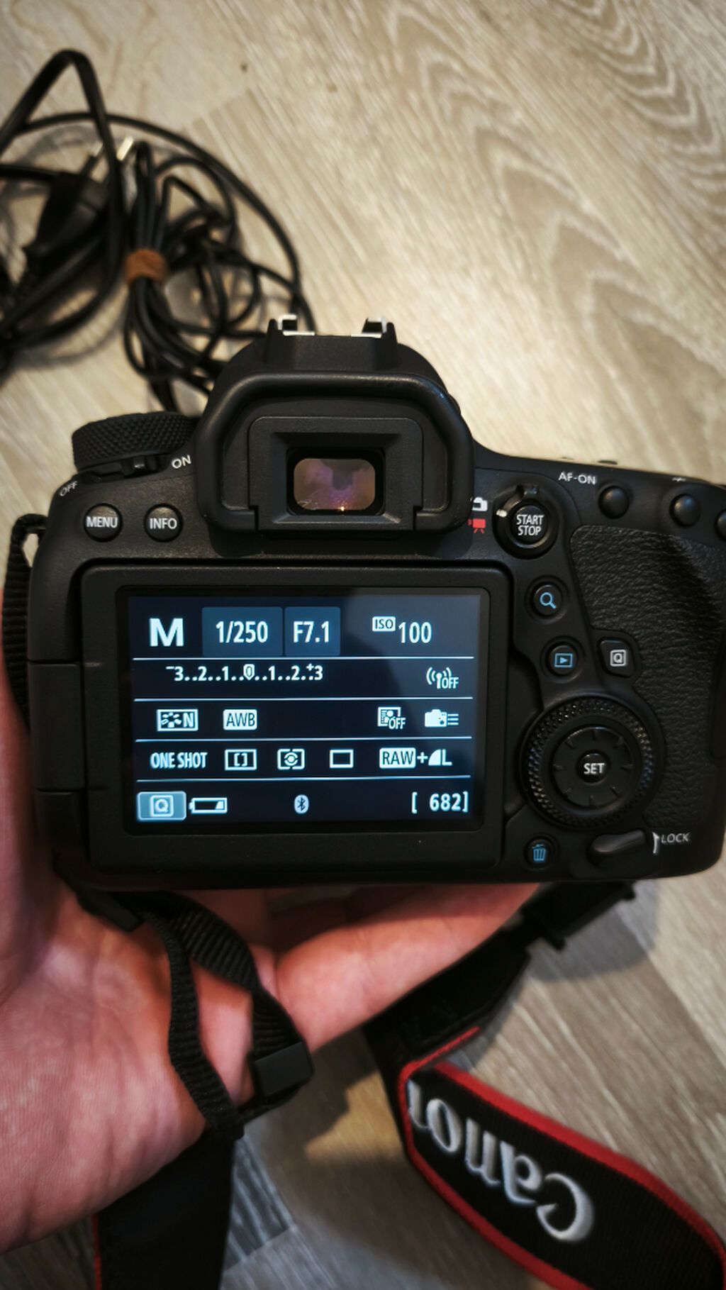 Canon 6d mark II və 50mm STM lens tam işlək vəziyyətdə. Heç bir — Elektronika, Bakı (2)
