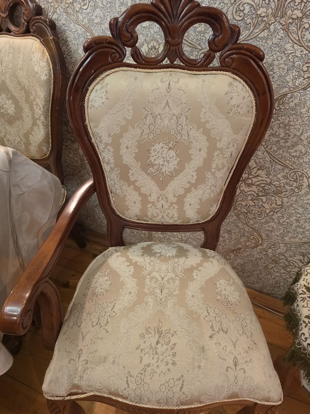 Qonaq otağı üçün, İşlənmiş, Qatlanmayan, Stul — Stullar, Bakı (8)