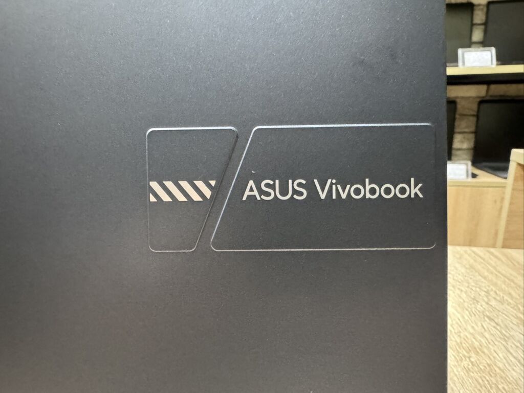 İşlənmiş ASUS Vivobook, 15.6 Intel Core i5, 512 GB, Ünvandan götürmə — Asus, Bakı (6)