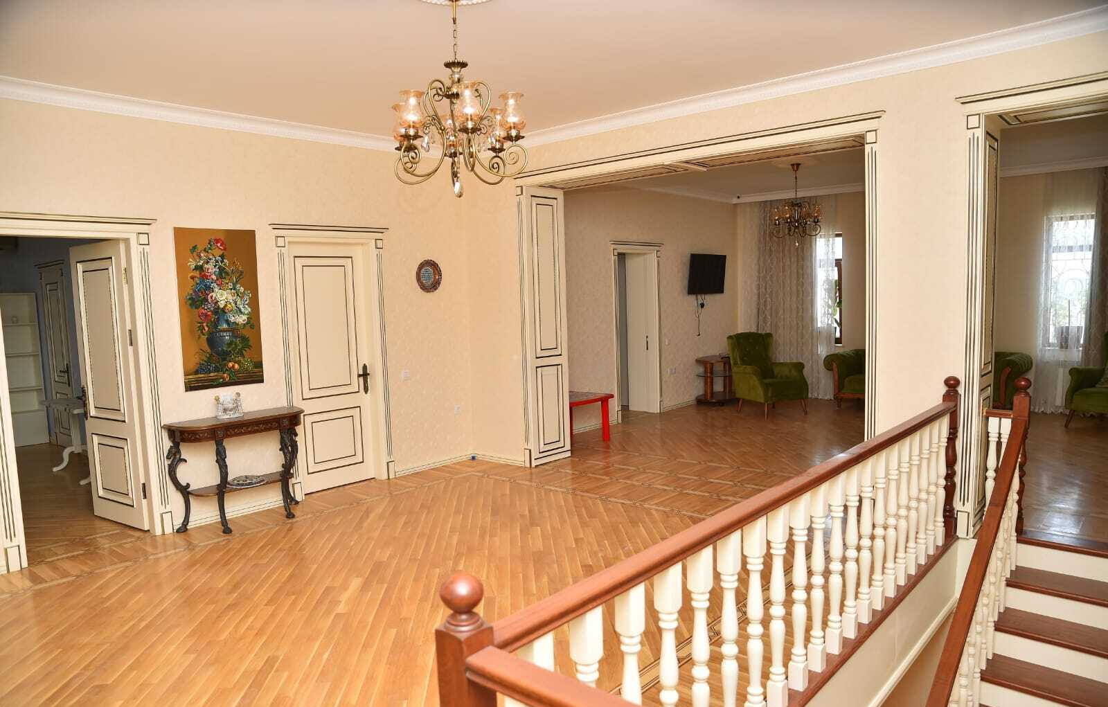 7 otaqlı həyət evi 462 m² satılır — Daşınmaz əmlak, Bakı (10)
