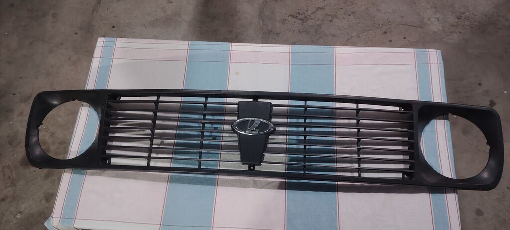 VAZ/Lada Niva üçün ön radiator barmaqlığı (reşotka). Qara rəngli — Ehtiyat hissələri, Sanqaçal (3)