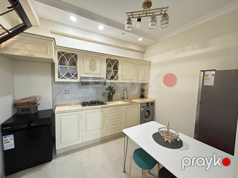 2-otaqlı yeni tikili kirayə verilir, Neftçilər m., 80 m²