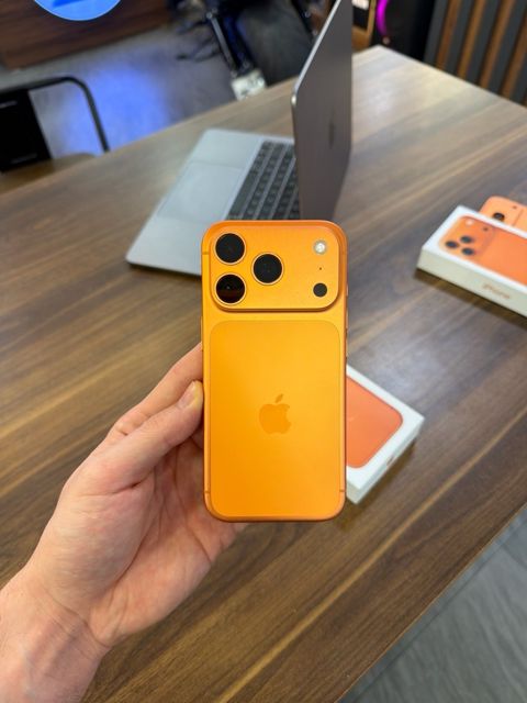 Apple iPhone 17 Pro Cosmic Orange 256GB/12GB — Bakı