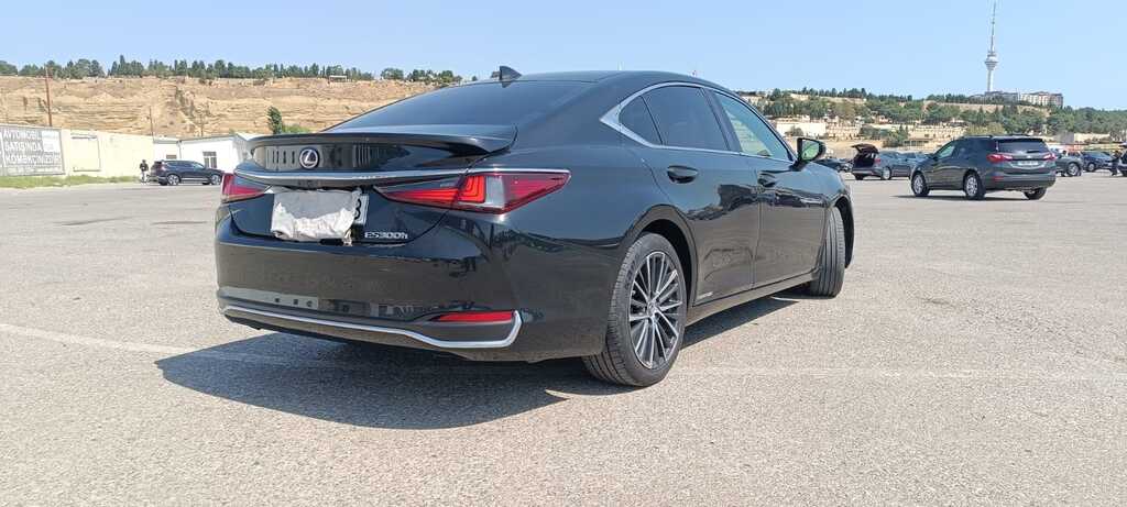 Lexus ES 300h, 2.5 L, 1.3 kWh, 2023 il, 70 000 km — Avtomobillər, Bakı (6)