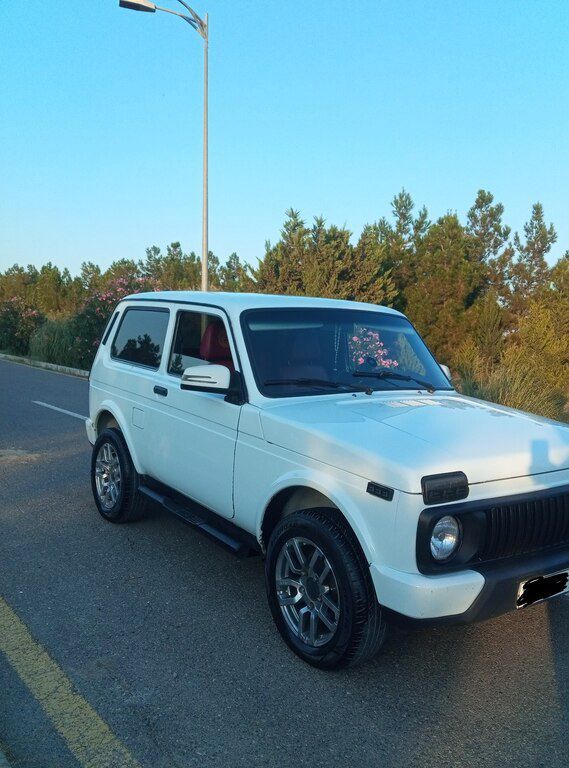 Lada (VAZ) Niva, 1.7 L, 2017 il, 138 246 km — Avtomobillər, Bakı (4)