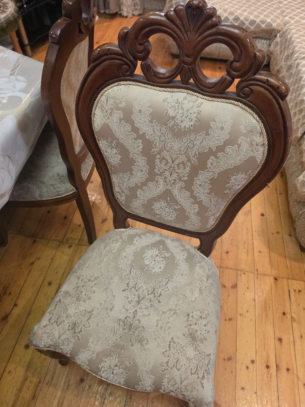 Qonaq otağı üçün, İşlənmiş, Qatlanmayan, Stul — Stullar, Bakı (4)