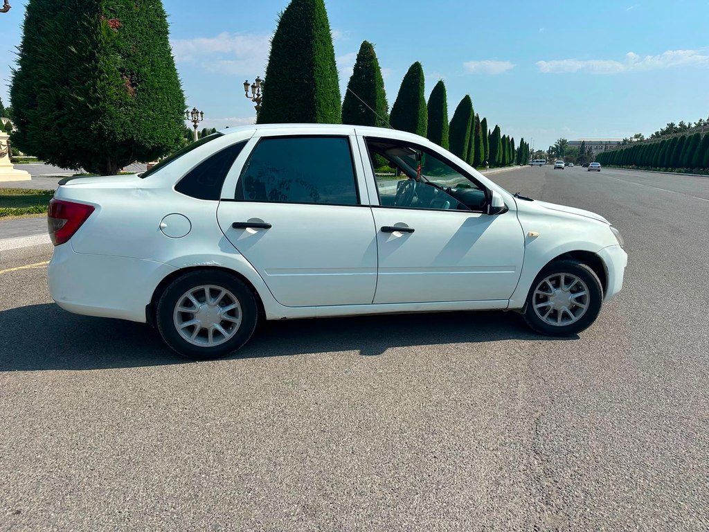 Lada (VAZ) Granta, 1.6 L, 2013 il, 284 563 km — Avtomobillər, Gəncə (2)