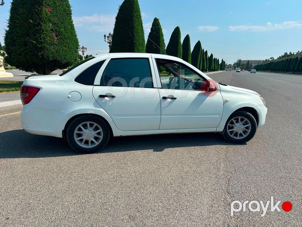 Lada (VAZ) Granta, 1.6 L, 2013 il, 284 563 km — Avtomobillər, Gəncə (2)