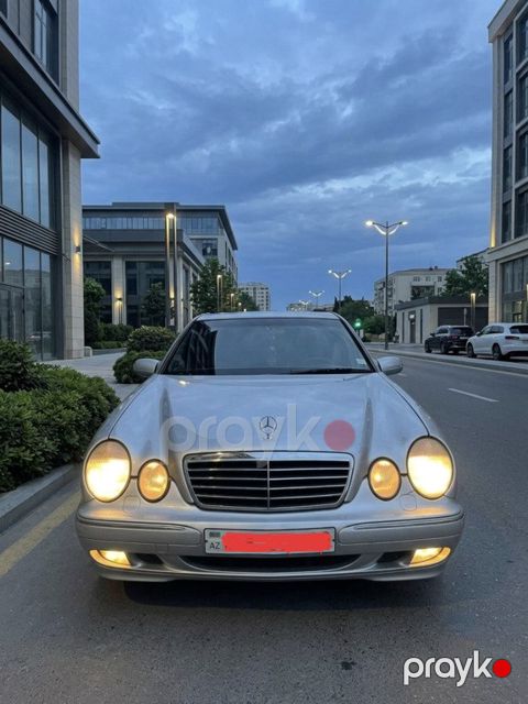 Mercedes E 220, 2.2 L, 2000 il, 265 000 km — Bakı