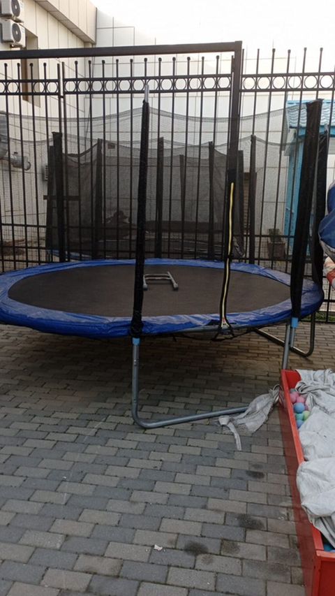 Trampolin – dairəvi, təhlükəsizlik torlu - Dairəvi forma, təxmini — Xırdalan