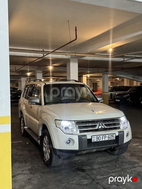 Mitsubishi Pajero, 3.8 L, 2009 il, 305 000 km
