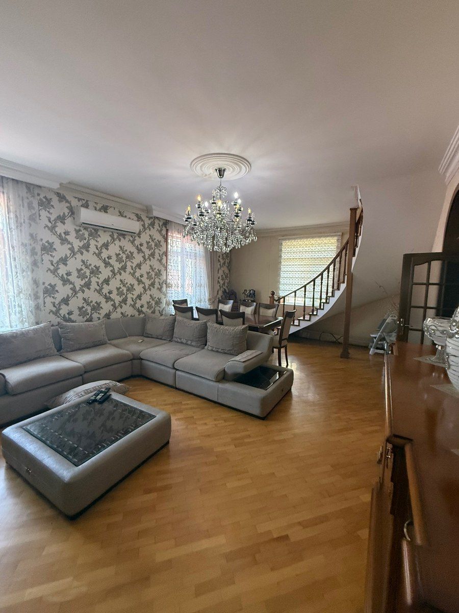 Villa, Azadlıq m — Ev, villa, Bakı (5)
