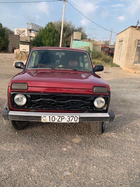 Lada (VAZ) Niva, 1.7 L, 2006 il, 374 123 km — Sumqayıt