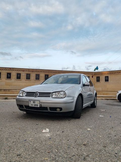 Volkswagen Golf, 2.0 L, 2001 il, 360 000 km — Bakı