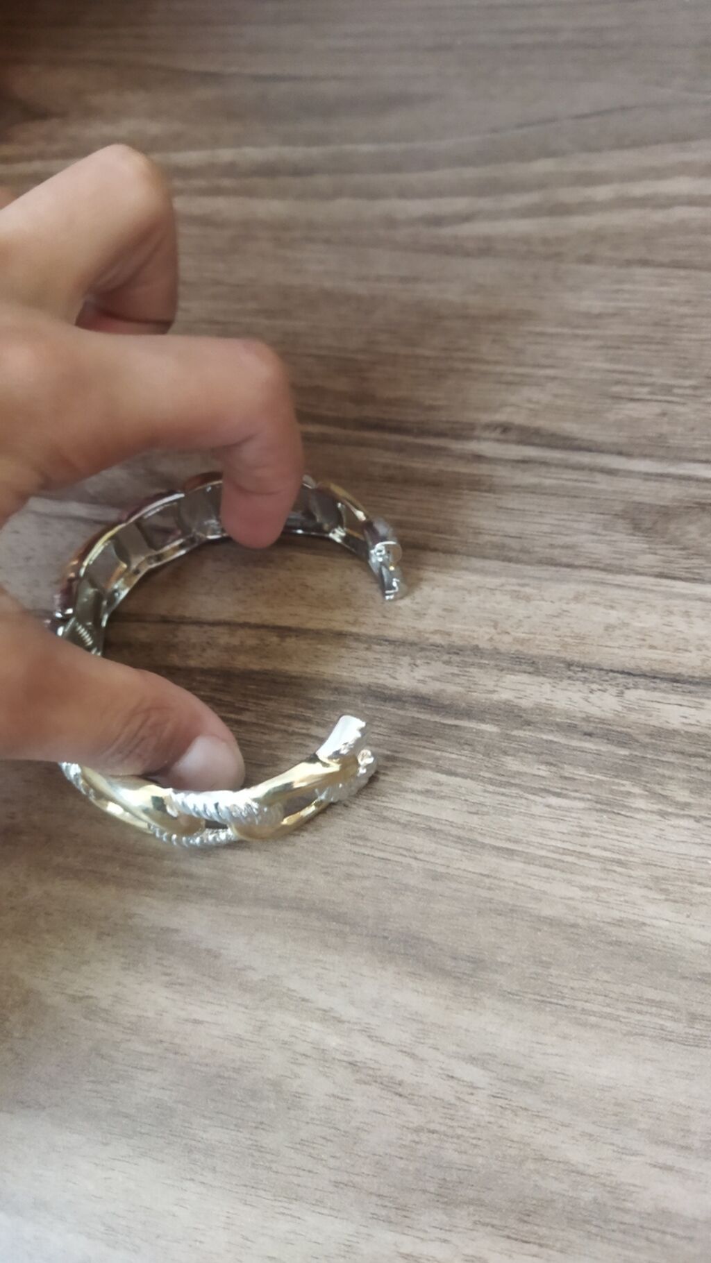 Metal bilərziklər – 2 model - Model 1: Minimalist, gümüş rəngli — Aksesuarlar, Sumqayıt (5)
