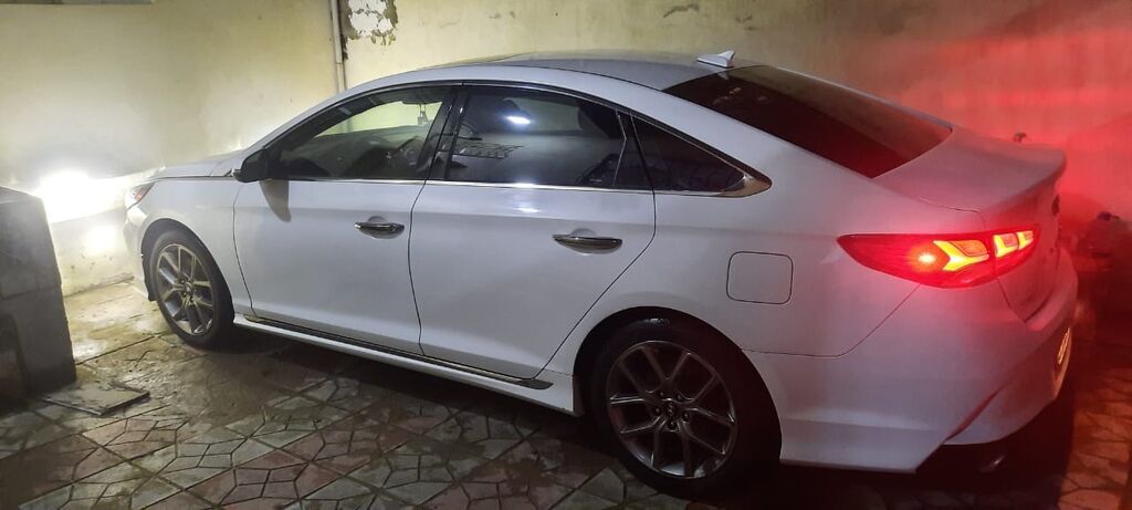 Hyundai Sonata – ağ rəngli, sedan kuzovlu. Şık və aerodinamik dizayn — Avto, Bakı (4)
