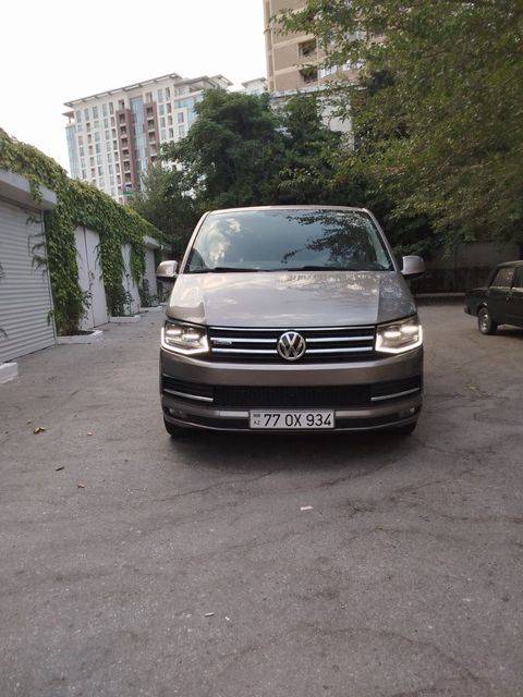 Volkswagen Multivan, 2.0 L, 2018 il, 141 857 km — Bakı