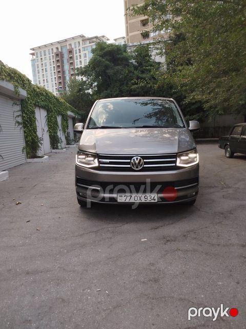 Volkswagen Multivan, 2.0 L, 2018 il, 141 857 km — Bakı