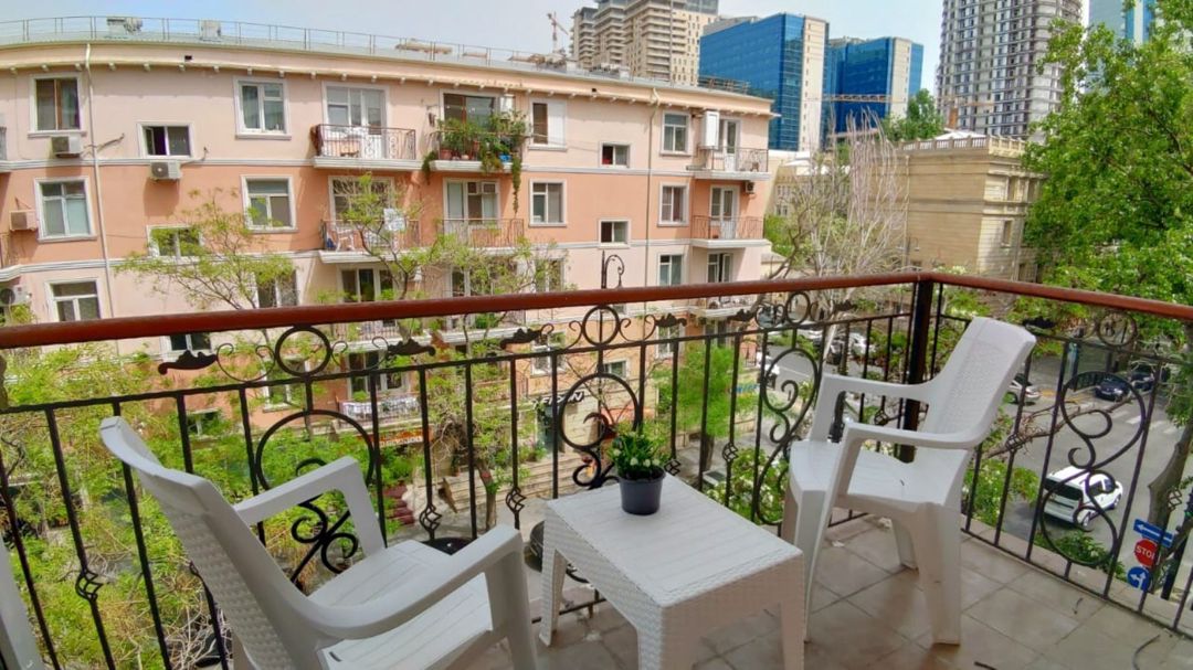 1-otaqlı mənzil kirayə verilir, 28 May m., 45 m² — Mənzil, Bakı (7)