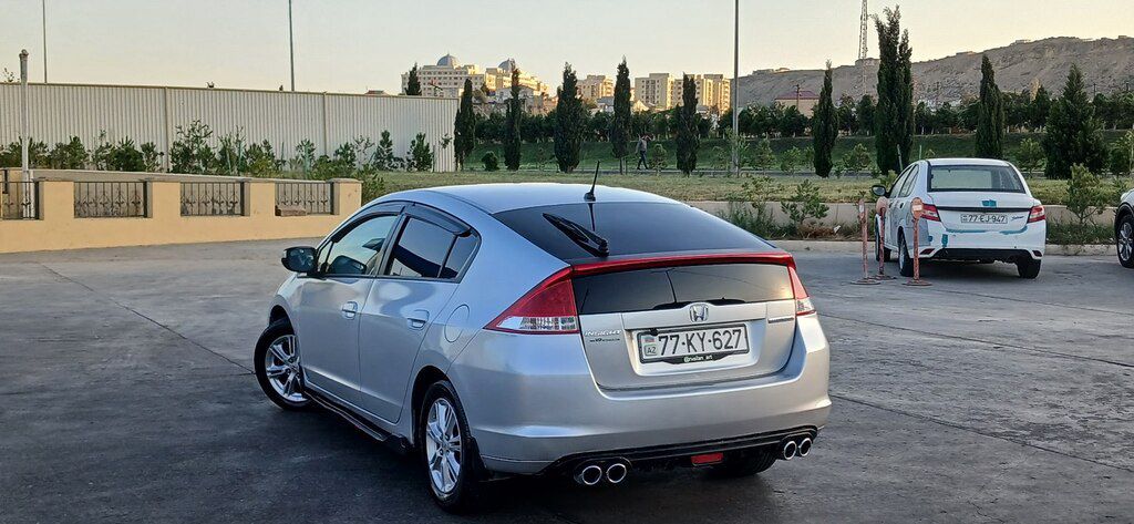 Honda Insight, 1.3 L, 0.58 kWh, 2010 il, 330 000 km — Avtomobillər, Bakı (2)