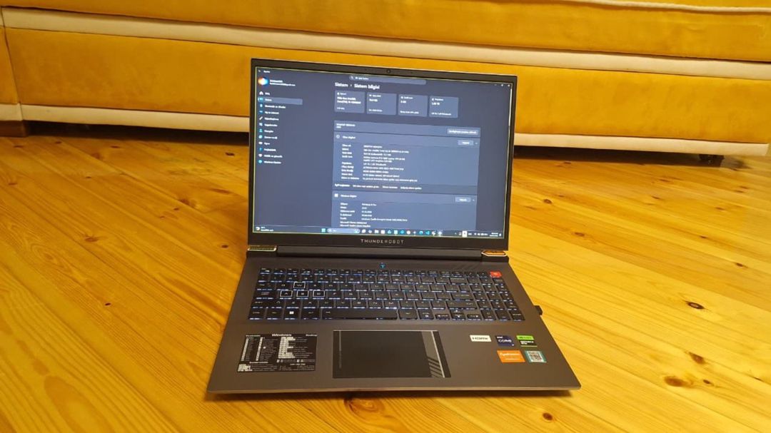 Thunderobot Zero i9-13900HX RTX 4060 16GB DDR5 1.5TB SSD 2.5K 240Hz — Elektronika, Bakı