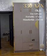 Mebel dolabı – müasir dizaynlı, tutqun açıq boz rəngdə, qızılı dekor — Furniture