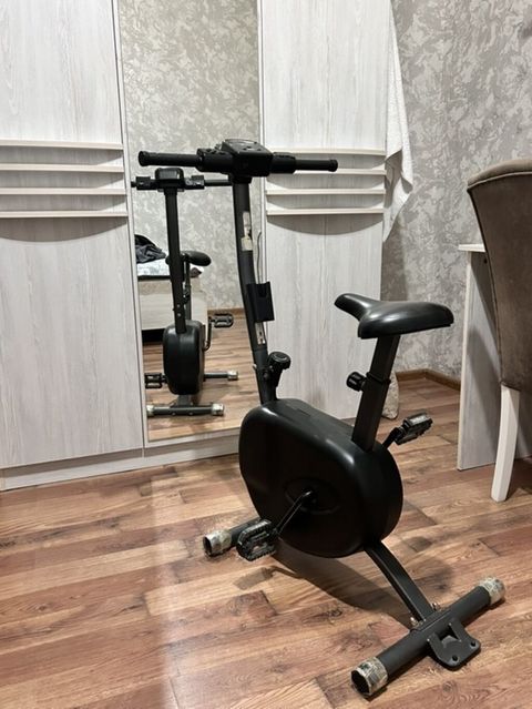 Məşq velosipedi (velotrenajor) satılır. Ev şəraitində kardio məşqləri — Digah