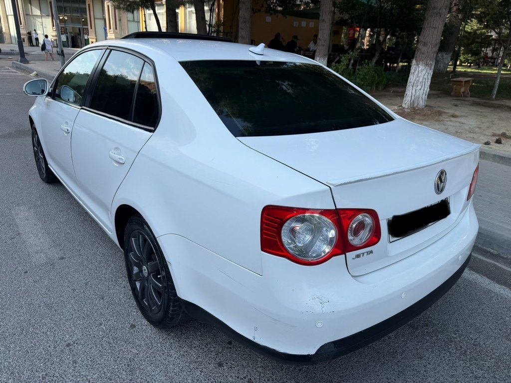 Volkswagen Jetta, 1.6 L, 2010 il, 243 000 km — Avtomobillər, Bakı (9)