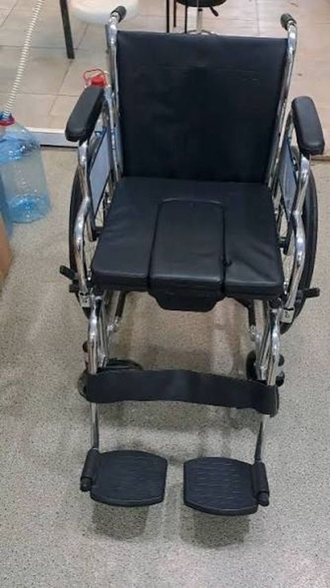 Tualet funksiyalı əlil arabası (Commode Wheelchair). Pasiyentlərin — Digah