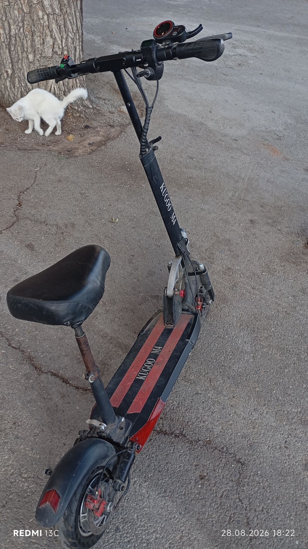 Kugoo M4 elektrik skuter - Güclü ön işıq və siqnal/zəng düyməsi olan — Mallar, Digah (5)