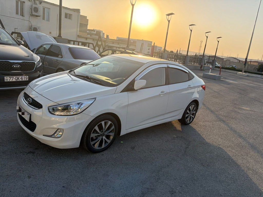 Hyundai Accent, 1.4 L, 2018 il, 100 000 km — Avtomobillər, Bakı (4)