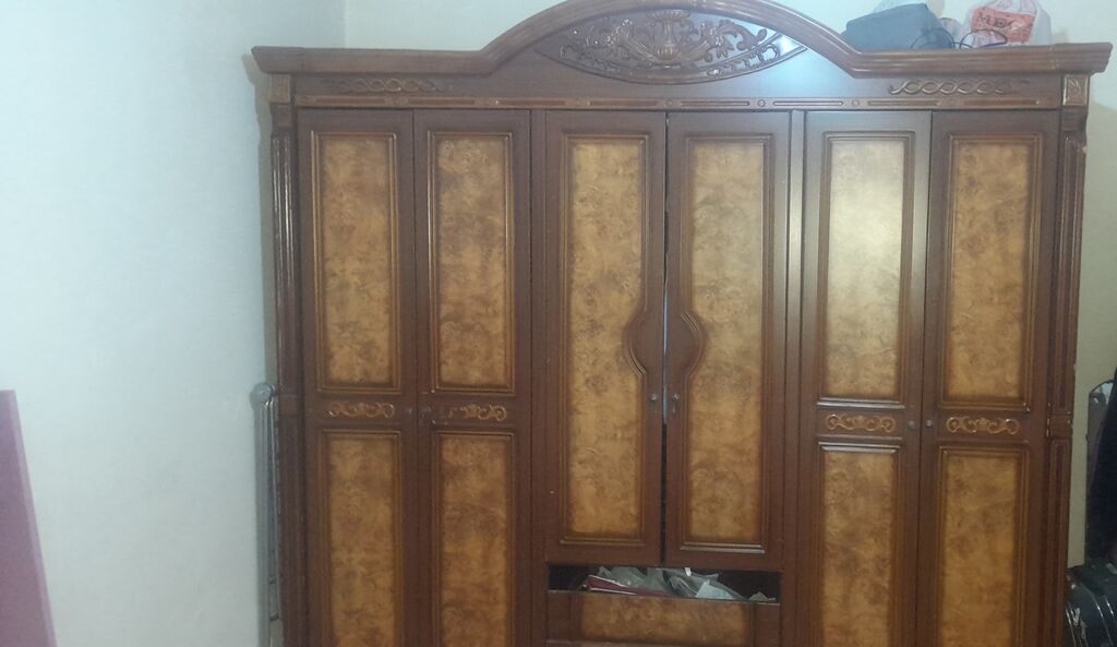 Klassik üslubda iri həcmli paltar dolabı - Material: ağac əsaslı — Mebel, Masazır (3)