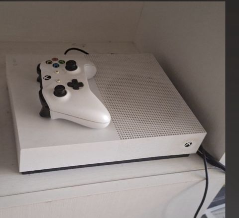 Xbox One S 500GB — Bakı