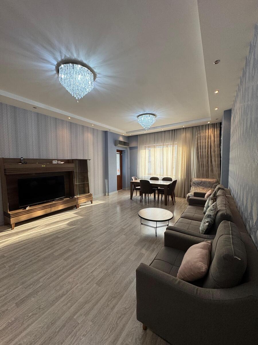 3-otaqlı yeni tikili kirayə verilir, Gənclik m., 127 m² — Mənzil, Bakı (2)