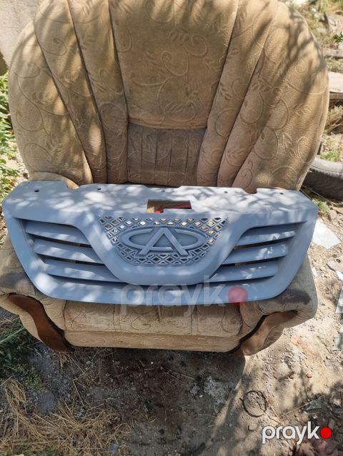 Chery avtomobilləri üçün ön radiator barmaqlığı (emblemlə). - Model