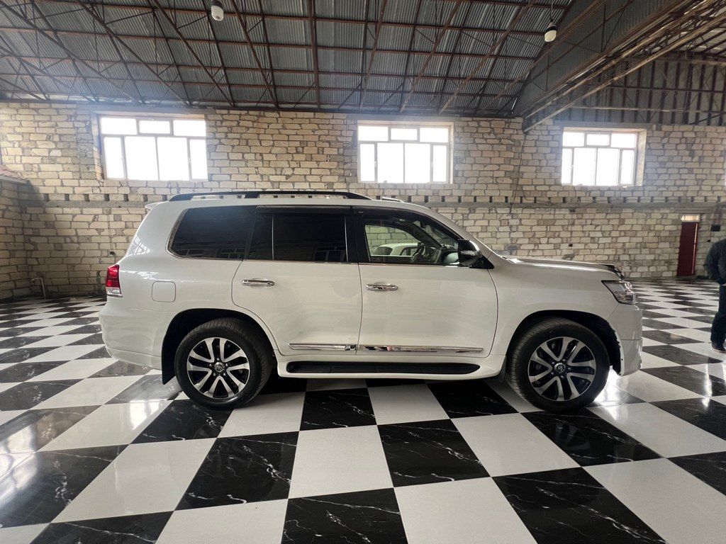 Toyota Land Cruiser, 4.0 L, 2017 il, 180 100 km — Avtomobillər, Tovuz (9)