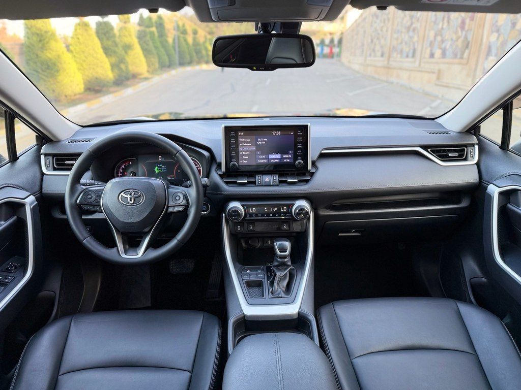 Toyota RAV4, 2.0 L, 2019 il, 135 000 km — Avtomobillər, Bakı (12)