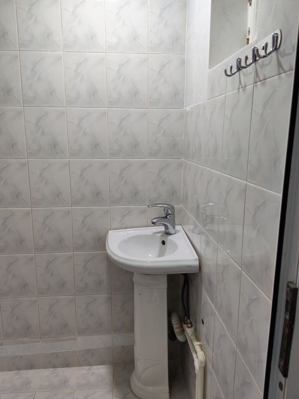 Diqqetle oxuyun Telebe Xanimlara Otaq Yoldaşi Lazimdir. EV Azadliq — Daşınmaz əmlak, Bakı (7)